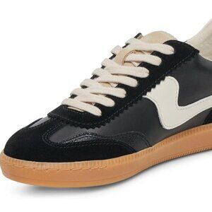 Dolce Vita Notice Retro Low Top Sneakers Black, Size 6